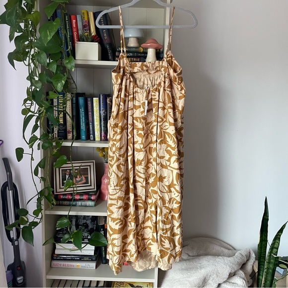 Madewell Linen-Blend Cami Midi Dress in Tropicale Floral - Picture 10 of 13